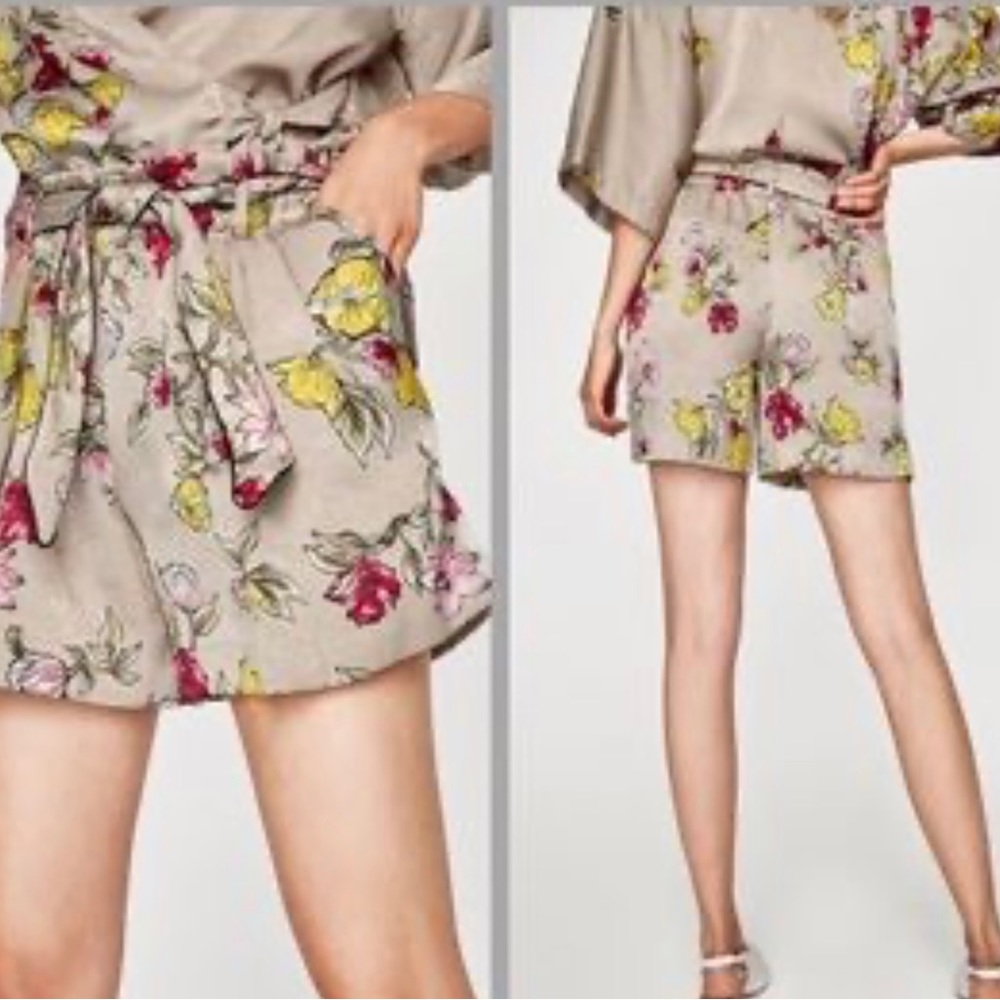 Zara Floral Bermuda Shorts - XS